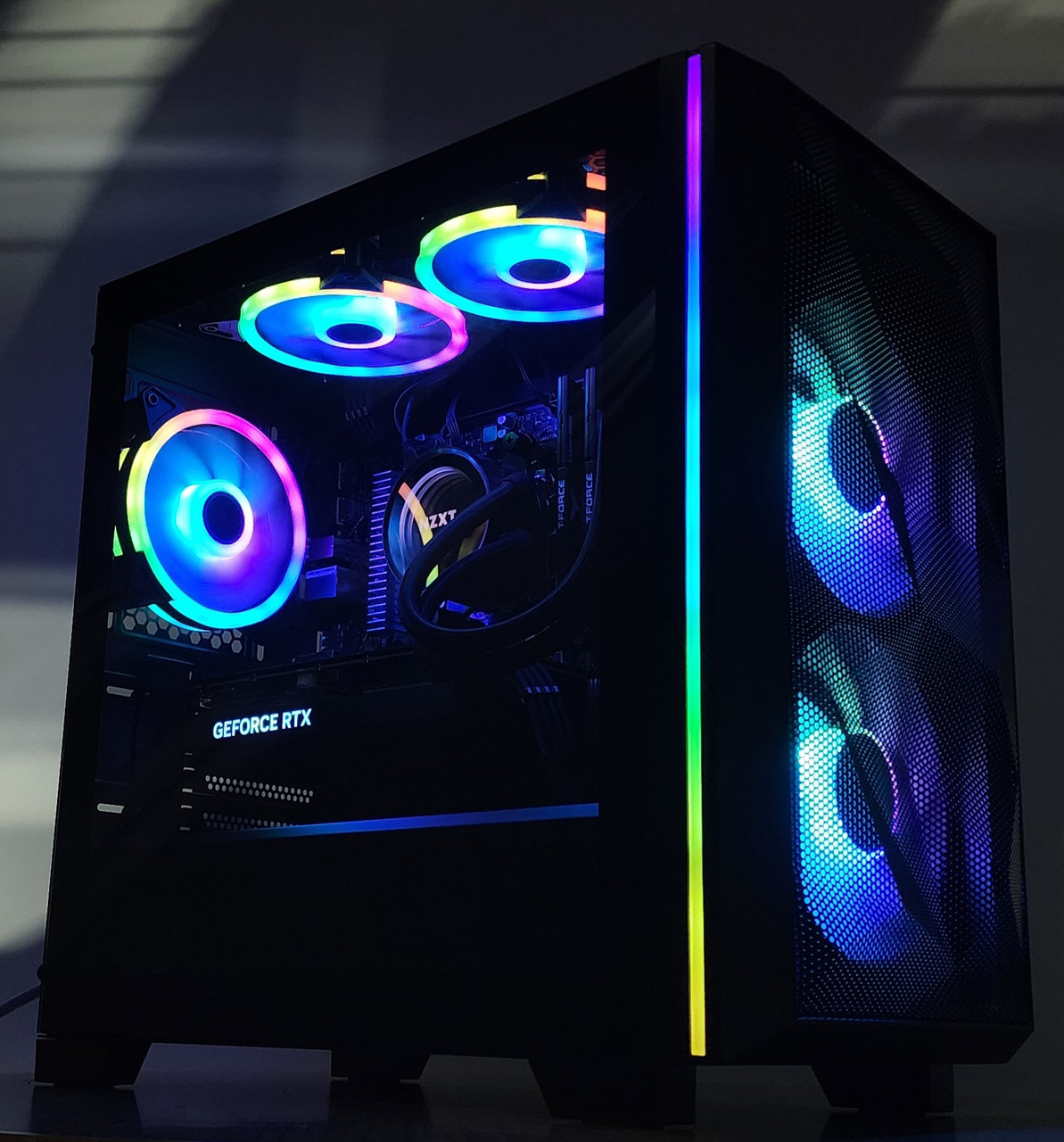 Win11 Home/Ryzen5 8500G/16GB RAM/1TB SSD