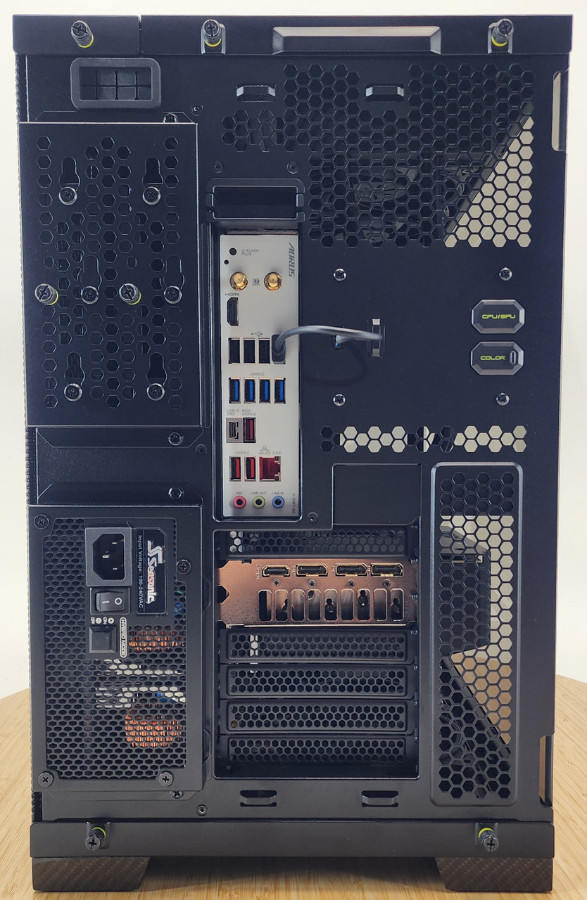 Gaming PC Ryzen 7 9800X3D 64GB RAM 4TB SSD RTX 5090 32GB Windows