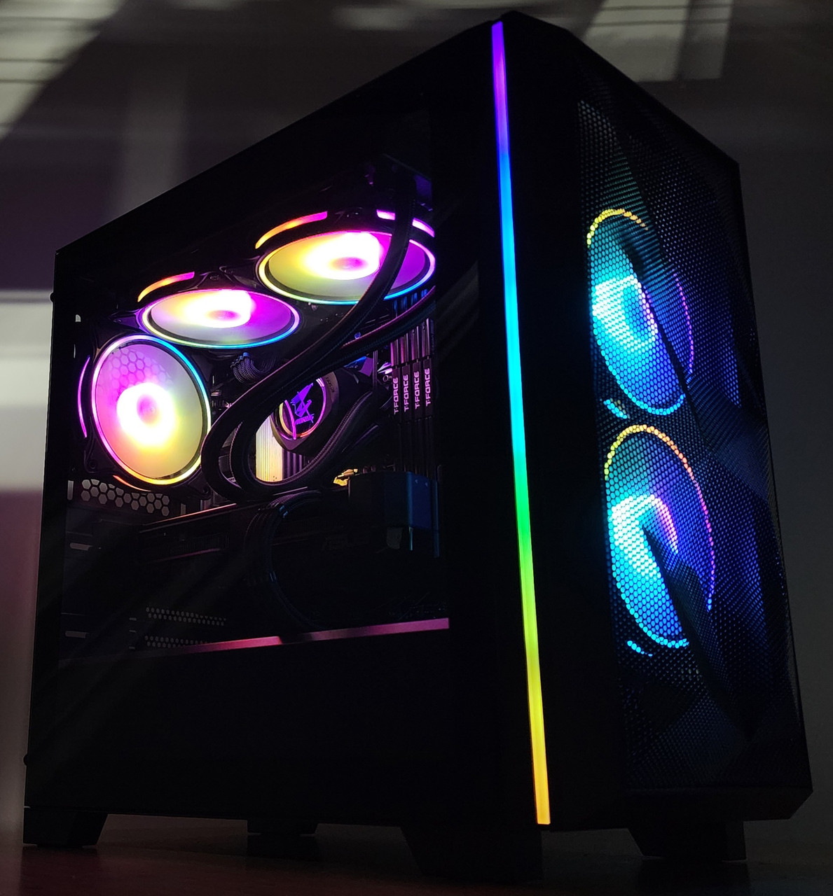 Gaming PC Ryzen 7 7700 32GB RAM 1TB SSD RTX 4070 12GB Windows 11