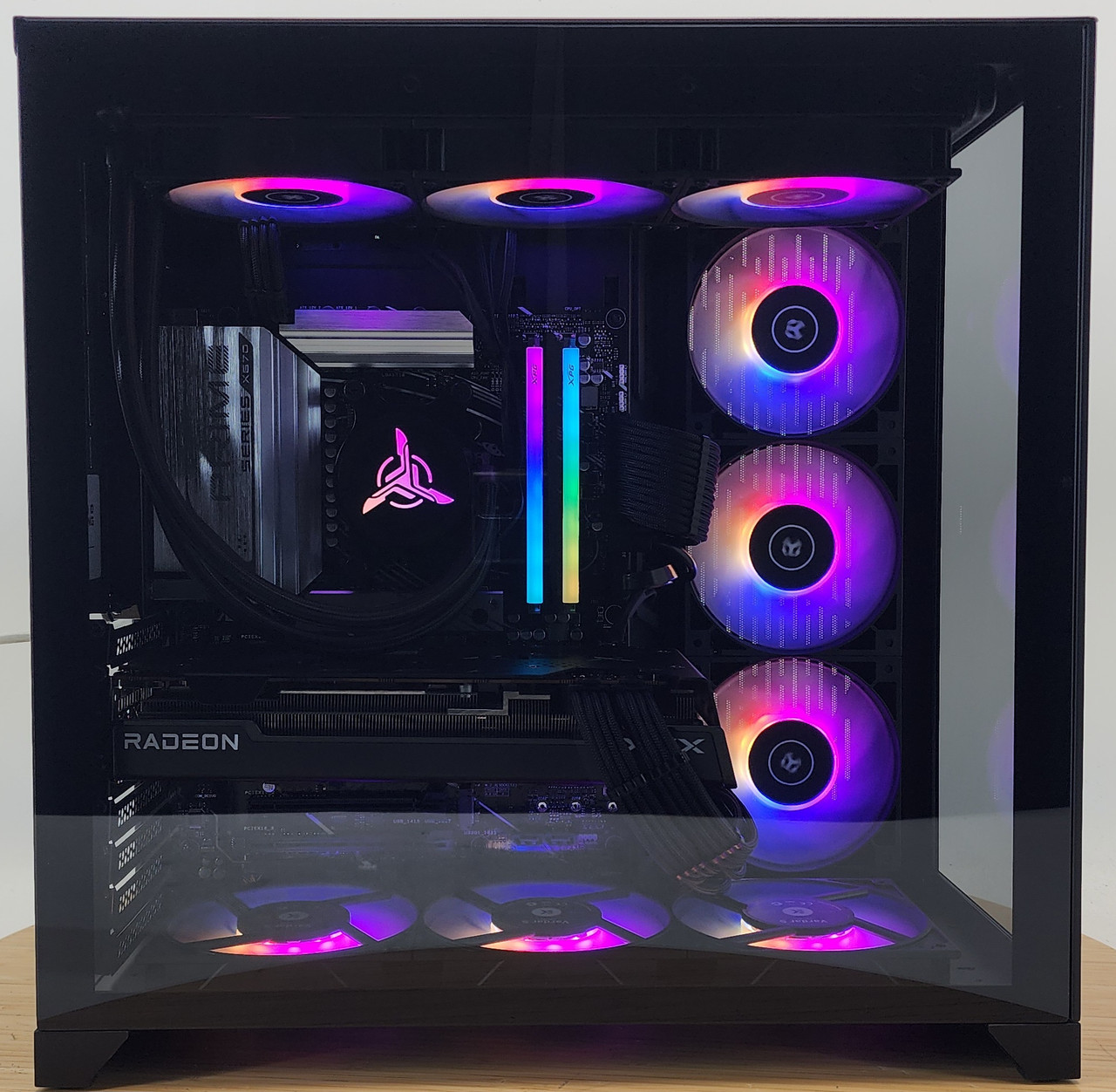 【てぃげるPC】Ryzen7 9700x RX7800XT Gaming PC Ryzen 7 9700X 32GB RAM 1TB SSD RX 7800 XT 16GB