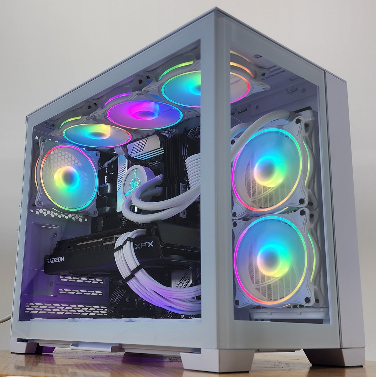 【新品】　ゲーミングPC RYZEN7 5700x RX7700XT 32GB 41GABpjBIvL.jpg