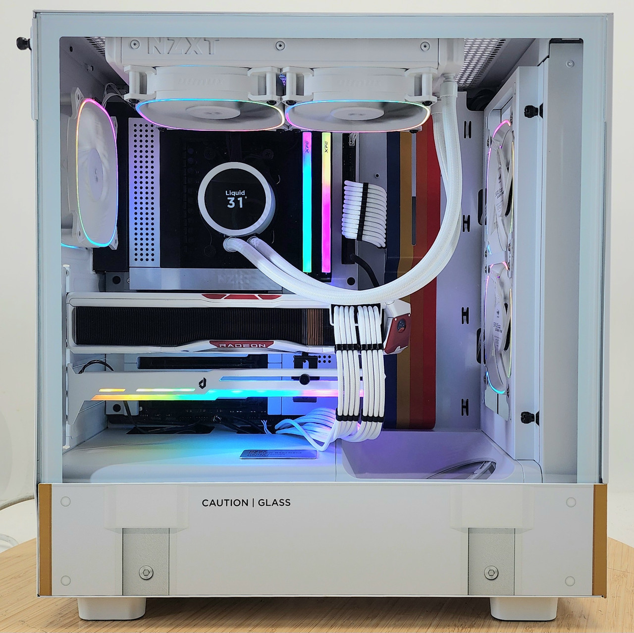 Gaming PC Ryzen 7 7800X3D 32GB RAM 2TB SSD RX 7900 XTX 24GB