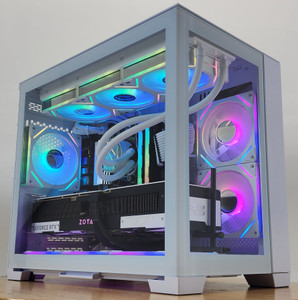 Gaming PC Ryzen 7 7800X3D 32GB RAM 2TB SSD RTX 5070 Ti 16GB Windows 11 Computer