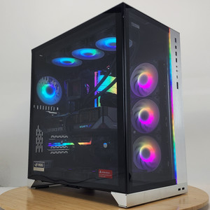 Gaming PC Ryzen 7 9850X3D 32GB RAM 2TB SSD RTX 5080 16GB Windows 11 Computer