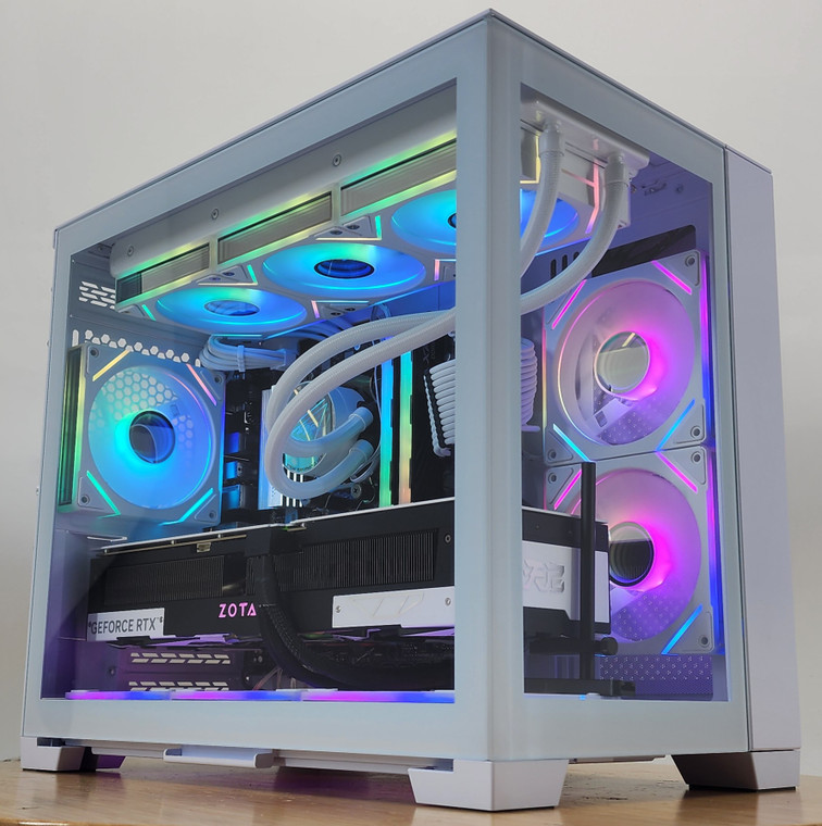 Gaming PC Ryzen 7 7800X3D 32GB RAM 2TB SSD RTX 5070 Ti 16GB Windows 11 Computer