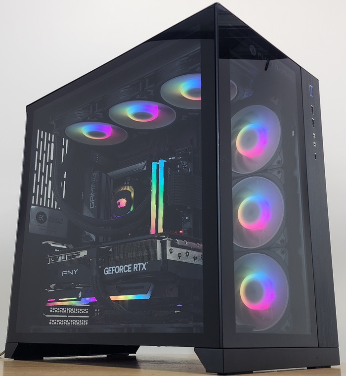 Gaming PC Ryzen 7 9700X 32GB RAM 2TB SSD RTX 5070 Ti 16GB Windows 11 Computer