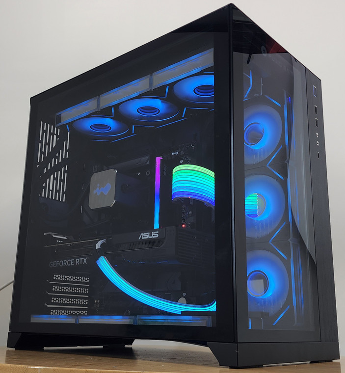 Gaming PC Ryzen 7 7800X3D 16GB RAM 1TB SSD RTX 5060 Ti 16GB Windows 11 Computer