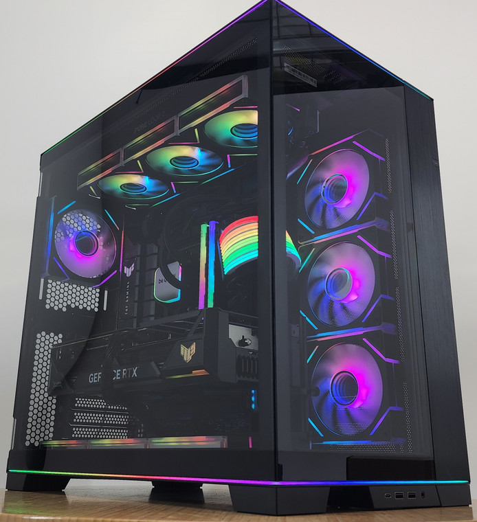 Gaming PC Ryzen 9 9950X3D 32GB RAM 2TB SSD RTX 4080 SUPER 16GB Win11 Computer