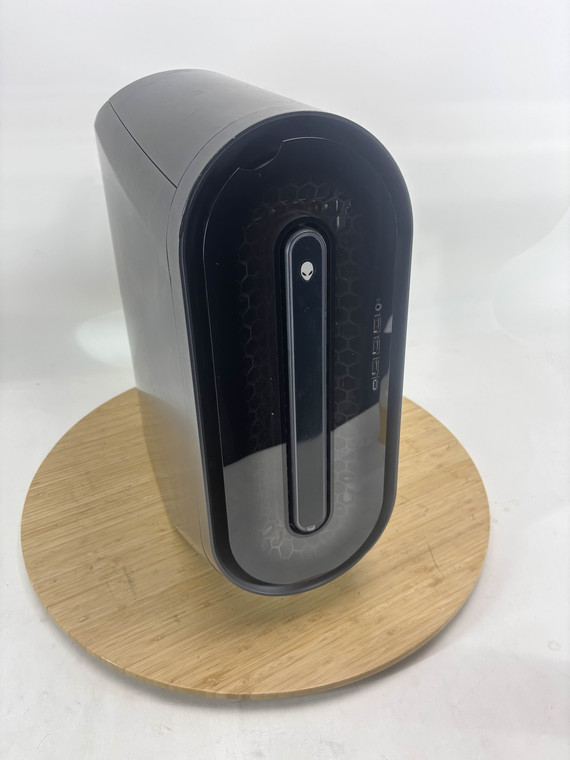 Alienware Aurora R14 Ryzen 5 5600 32GB RAM 2TB SSD 3060 12GB Win11 Alienware Aurora R14 Ryzen 5 5600 32GB RAM 2TB SSD 3060 12GB Win11