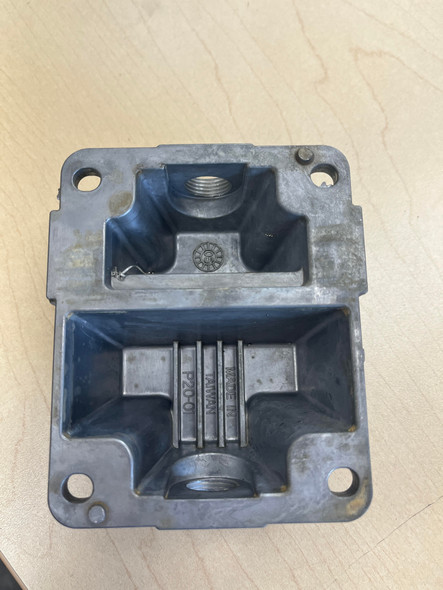 Pump head 3/8" FPT filter port and 3/8" outlet port  #0E538F