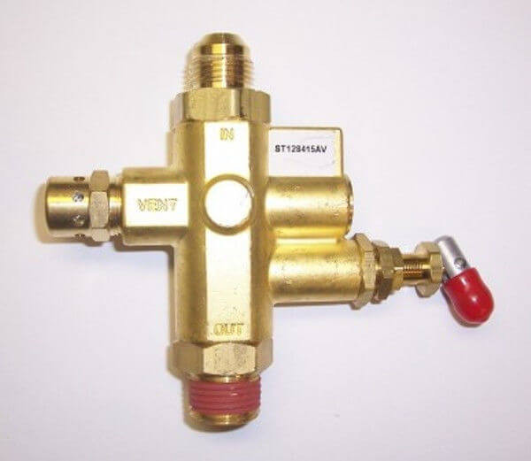 Pilot Unloader Valve, Flared Inlet with Muffler, 105 / 135 PSI #0E3736