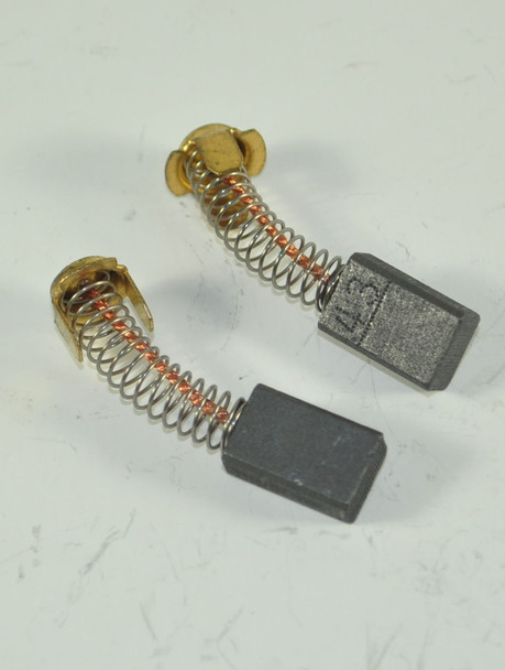 CARBON BRUSH pair C8FB2 WH22 - C7SC CR13VA SP18V CM4SB2 - Hitach #0240A0