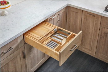 4KCB Series 16-1/2 Inch Pull Out Cutlery Organizer with Soft Close