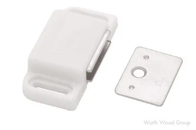 Magnetic Catch with Strike | C080X1