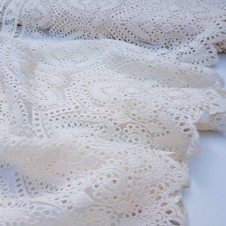 Prestige Guipure Organza Lace Scallop Swiss Dot, Cream Prestige Guipure Organza Lace Scallop Swiss Dot, Cream