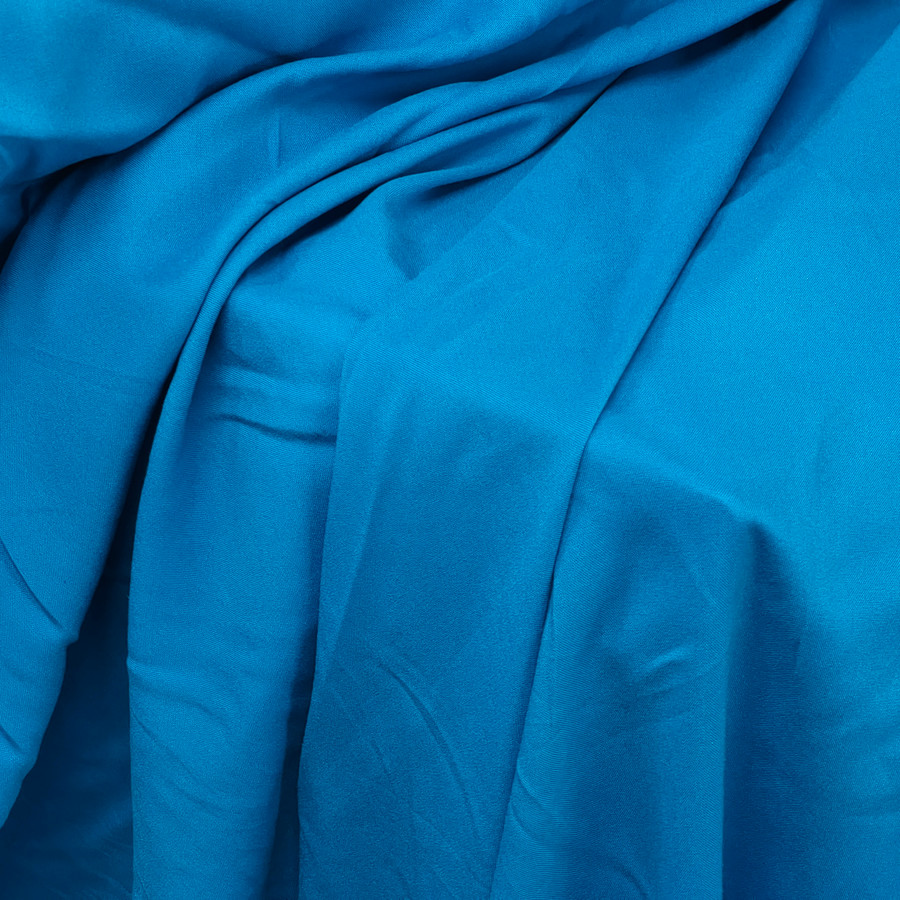 Plain 100% Viscose Dress Fabric, Teal Plain 100% Viscose Dress Fabric, Teal