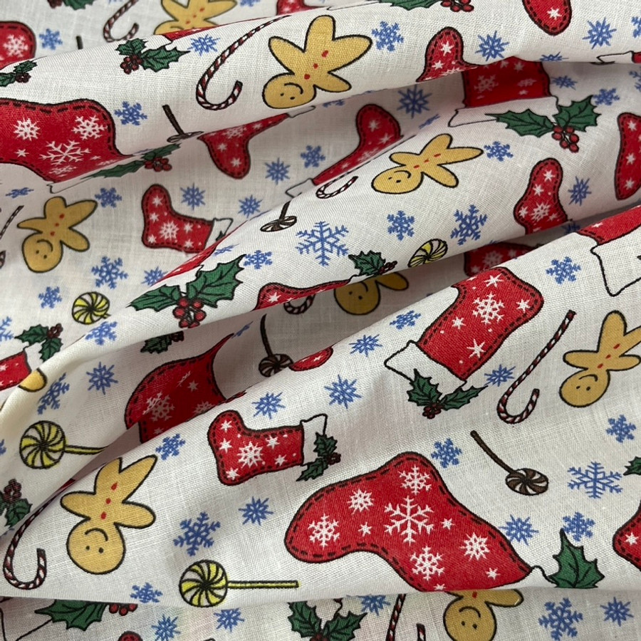 XMAS Festive Poly Cotton Snowflakes Gingerbread Man Candy Fabric Craft Quilting 45", White XMAS Festive Poly Cotton Snowflakes Gingerbread Man Candy Fabric Craft Quilting 45", White