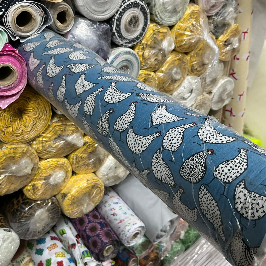 27m White Chicken/Hen Rose & Hubble Cotton Poplin Fabric 45", Copen Blue 27m White Chicken/Hen Rose & Hubble Cotton Poplin Fabric 45", Copen Blue