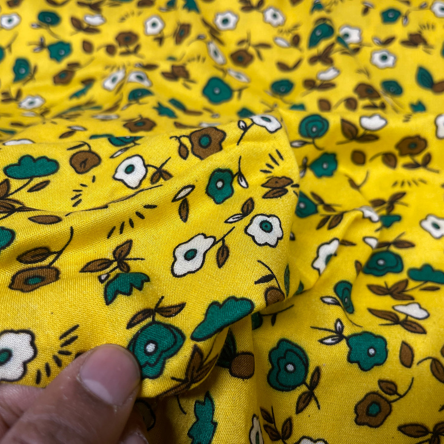Pretty Floral Viscose Summer Dress  Fabric, Yellow Pretty Floral Viscose Summer Dress  Fabric, Yellow