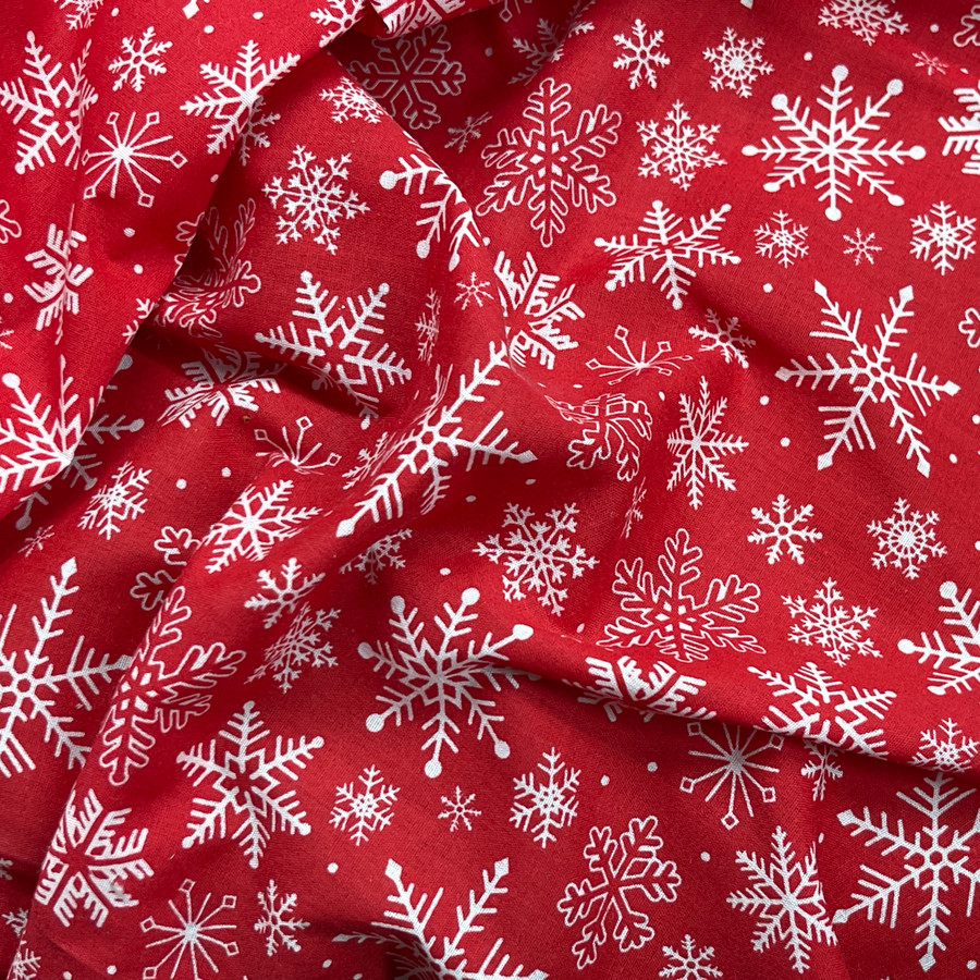 PRESTIGE Christmas XMAS Polycotton Print Fabrics Per Metre NEW! Snowflakes - Red PRESTIGE Christmas XMAS Polycotton Print Fabrics Per Metre NEW! Snowflakes - Red