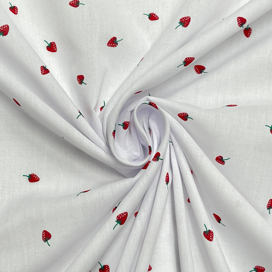 Small Strawberries Print Polycotton Craft Fabric 45", White Small Strawberries Print Polycotton Craft Fabric 45", White