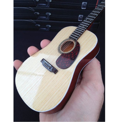 Natural Finish Acoustic Model