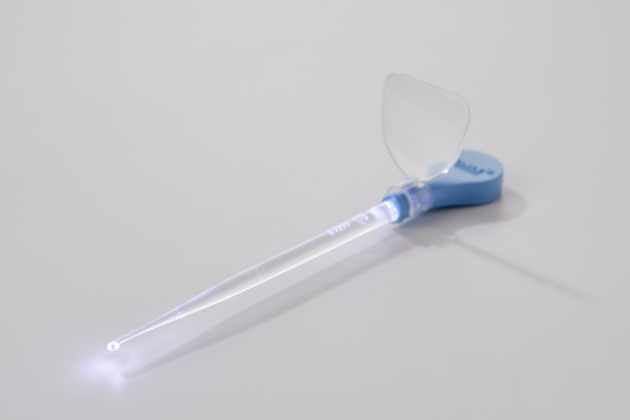 BIONIX LIGHTED EAR CURETTE™ Lighted Ear Curette, MicroLoop®, 3mm, Each Box Includes: (50) Curettes, (1) Light Source, (1) Magnification Lense, 50/bx (US Only)