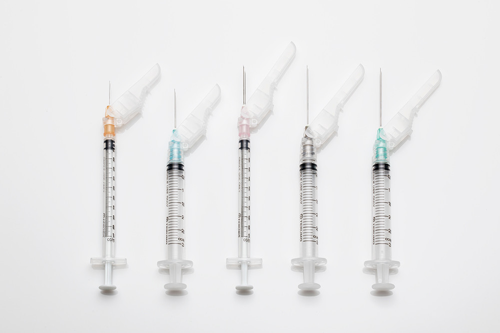 TERUMO SURGUARD3® SYRINGE WITH SAFETY NEEDLES Safety Needle with 3cc Syringe, 23G x 1", 100/bx, 4 bx/cs (36 cs/plt) (US Only)