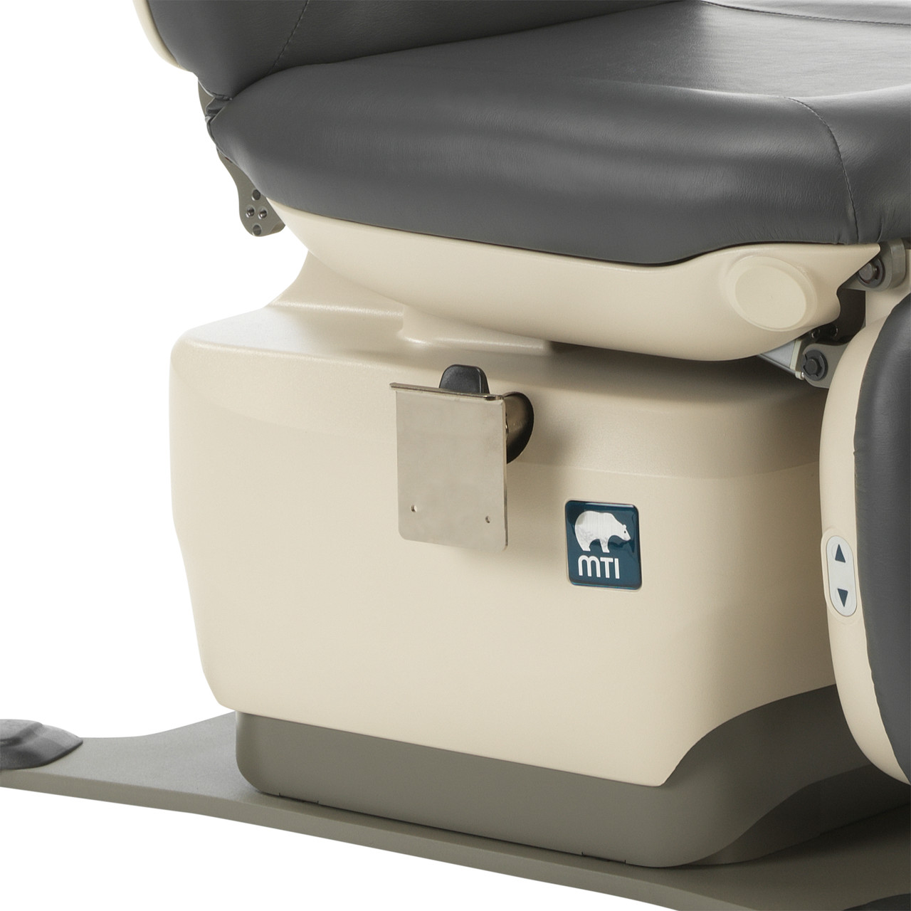MTI CHAIR ACCESSORY Mounting Bracket Assembly, Electrosurgery Generator G2 (Fits Bovie 940, 950, 942, and A952 generators & the ConMed Hyfrecator® 2000 generator only) ( ONLY) (Continetal US & Canada)