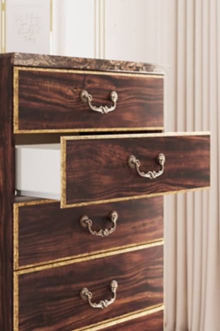 Glosmount Chest of Drawers (B1055-245)