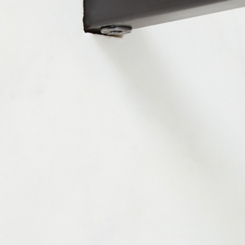 Mannill Accent Table (A4000630)
