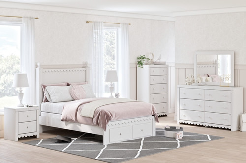 Mollviney Dresser and Mirror (B2540B1)