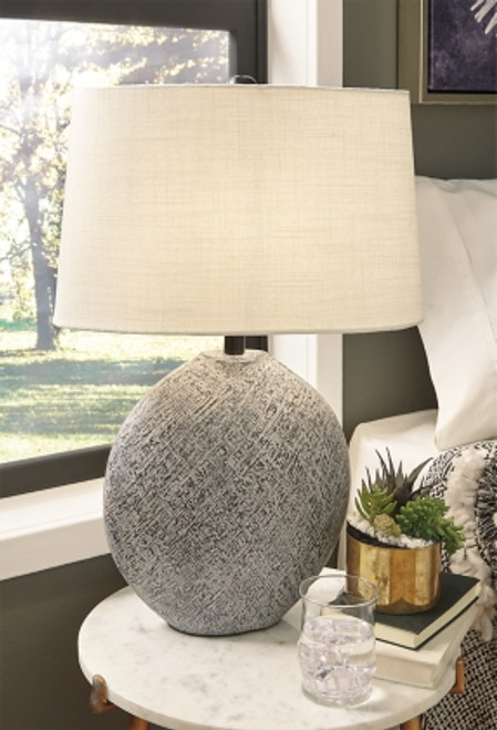 Harif Table Lamp (L235624) Harif Table Lamp (L235624)