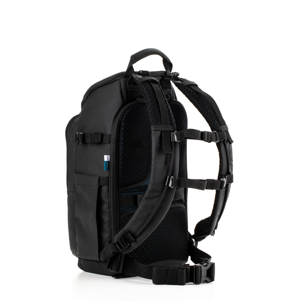 Axis v2 16L Backpack - Black