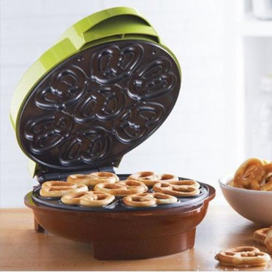 Brentwood TS-251 Non-Stick Mini Pretzel Maker Machine, Green - Brentwood  Appliances