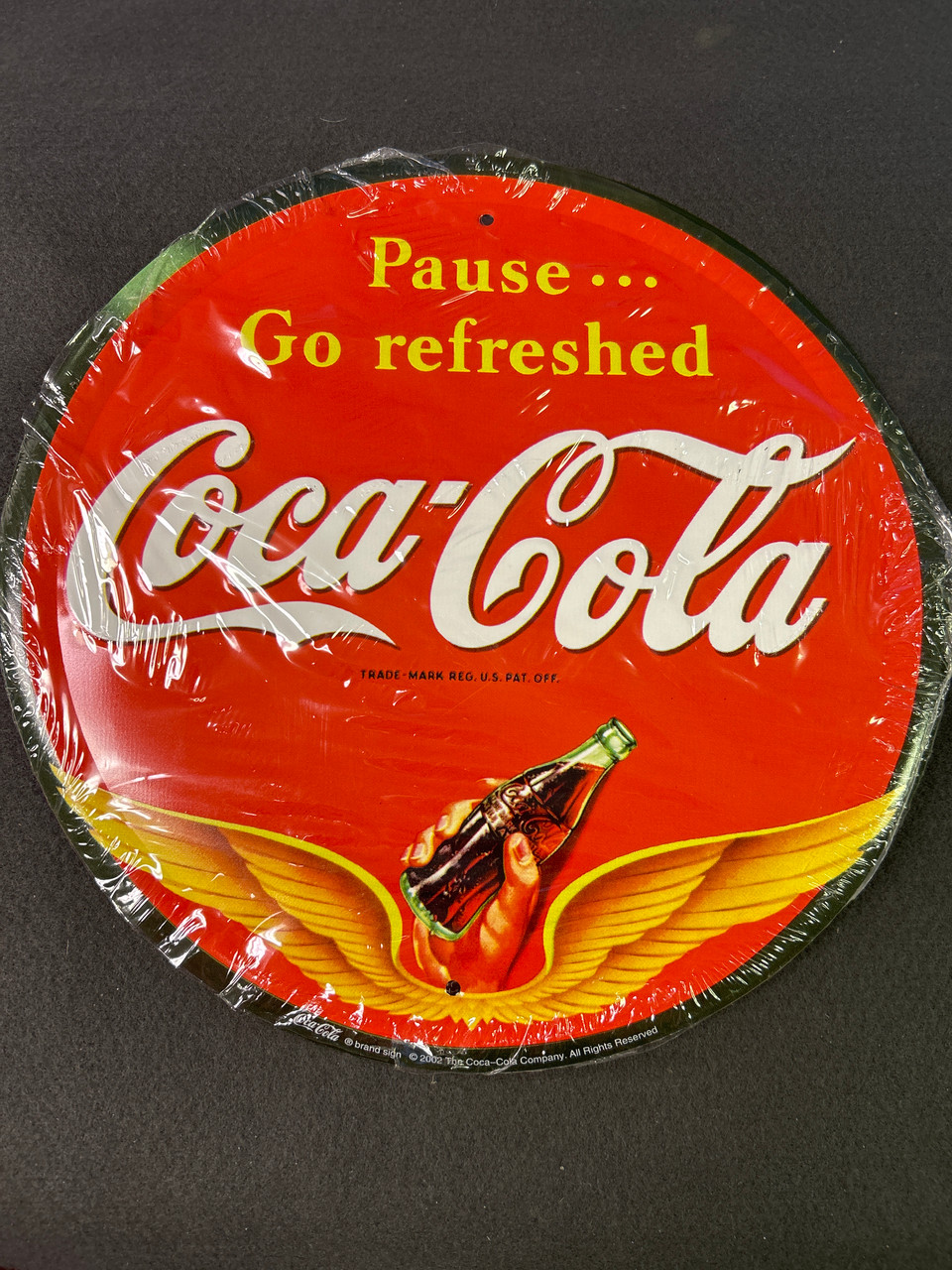 Coca-Cola ヴィンテージ丸看板 31cm Round Red Coca-Cola Tin Sign | eBay