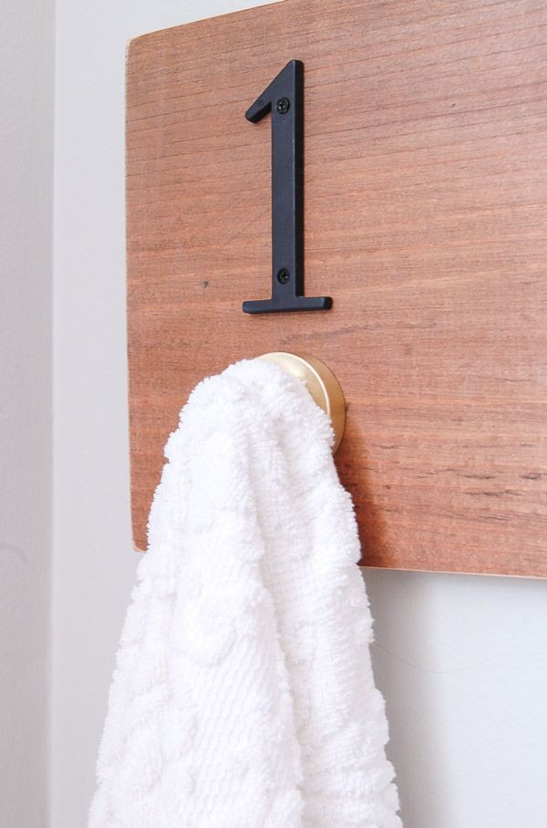 Grayson Single Prong Hook Brushed Brass