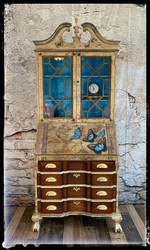 D. Lawless Hardware Friends Furniture Makeovers from January!