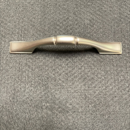 Matte Nickel Pull
P30090W-MN-C