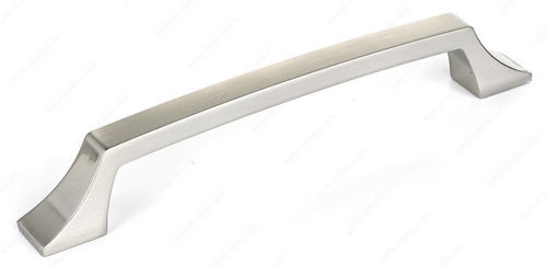 Richelieu Transitional Metal Pull - 765 - Brushed Nickel - 160 mm