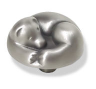 Brushed Satin Pewter Bear Knob
LQ-PBF281Y-BSP-C
