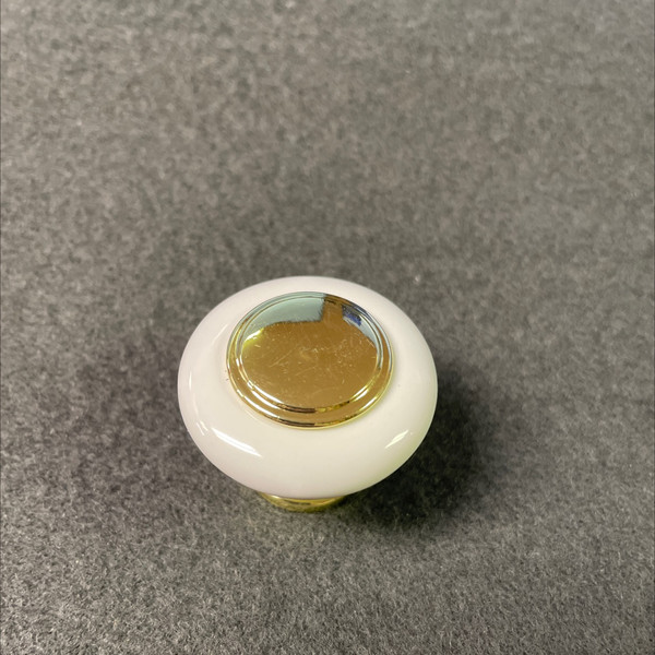 (25-Pack) 1-3/8" Round Button Ceramic Knob Polished Brass