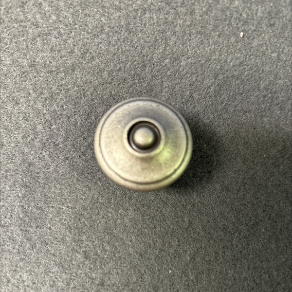 LQ-61516PI
Antique Pewter Knob