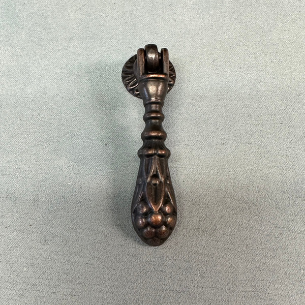 Dark Antique Copper Drop Pull
DL-P8017-DAC