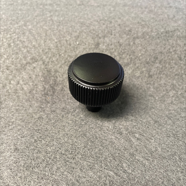 LQ-P43447W-FB-C
Flat Black knob