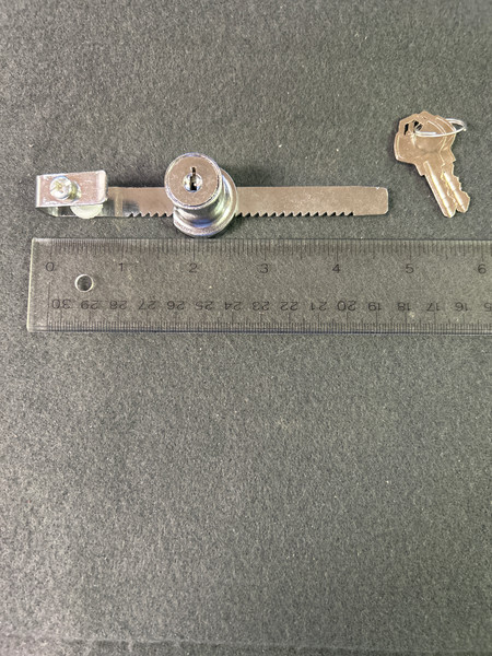 (12 Pack) Showcase Lock Key