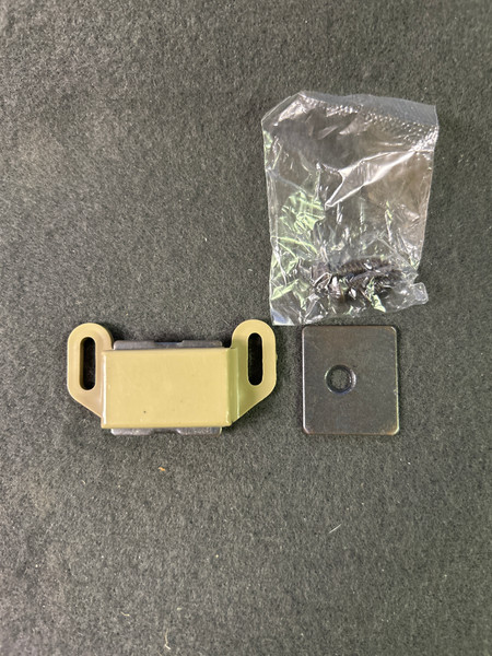 LQ-C081P0V-T-P2
Catch