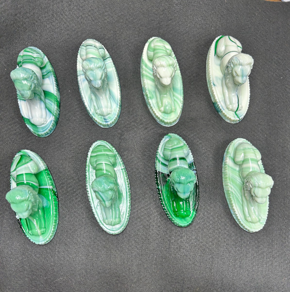 Oscar the Lion Paperweight - Emerald Swirl