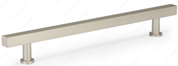Richelieu Modern Metal Pull - 8864 - Brushed Nickel - 192 mm