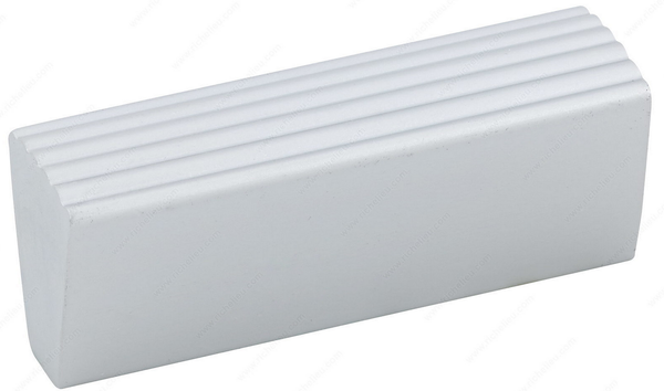 Richelieu Modern Aluminum Pull - 4670 - Aluminum - 32 mm